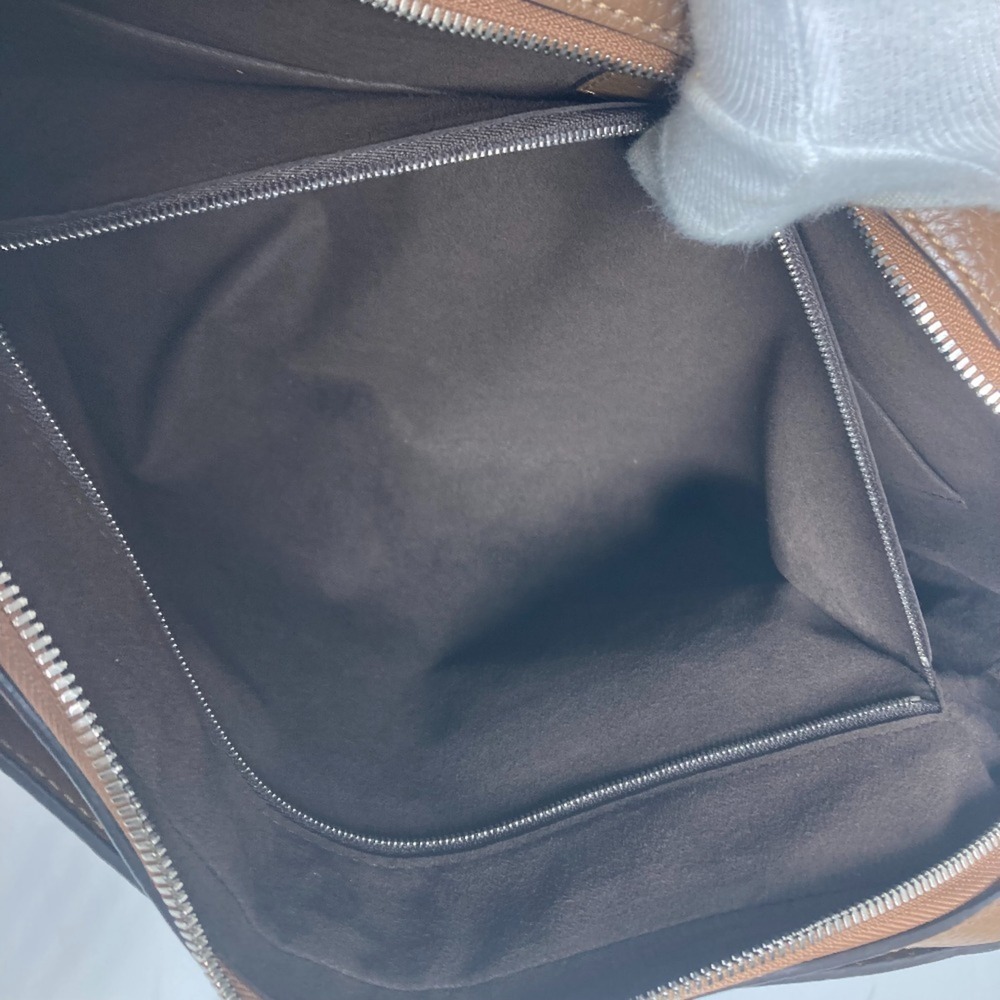 LOUIS VUITTON Authentic Brown Leather Tote Bag - Picture 15 of 15